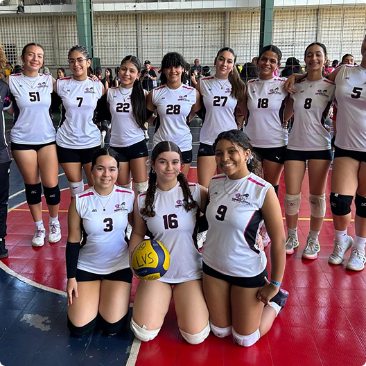 Foto team Fem academia de voleibol Lions Volleyball School